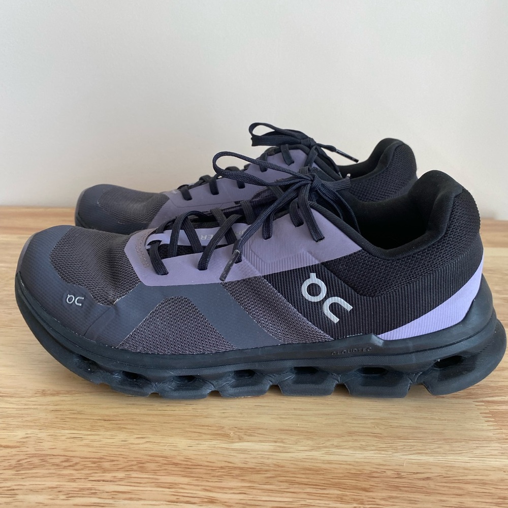 OnCloud Runner Athletic Shoes Lilac/Black/Purple